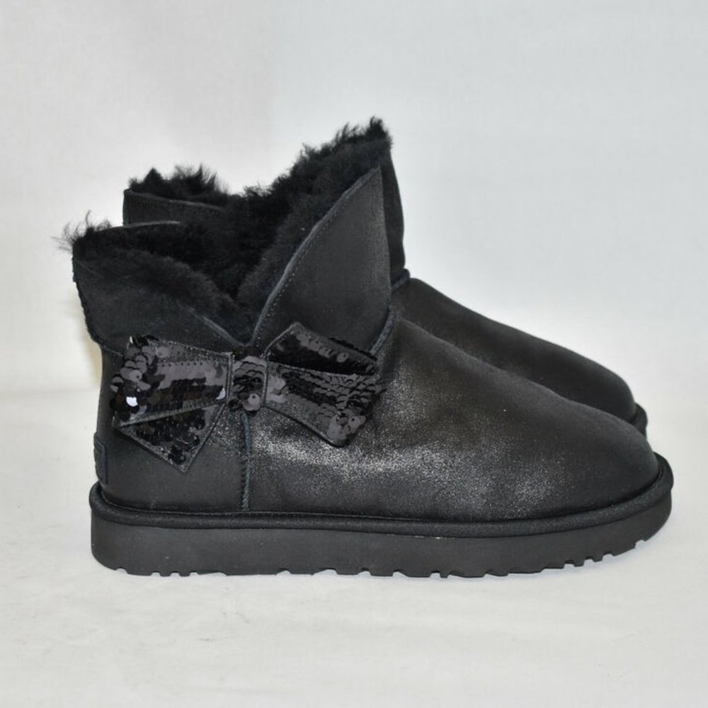 $210 Ugg Mini Sequin Bow Wool Lined Shearling Boo… - image 3